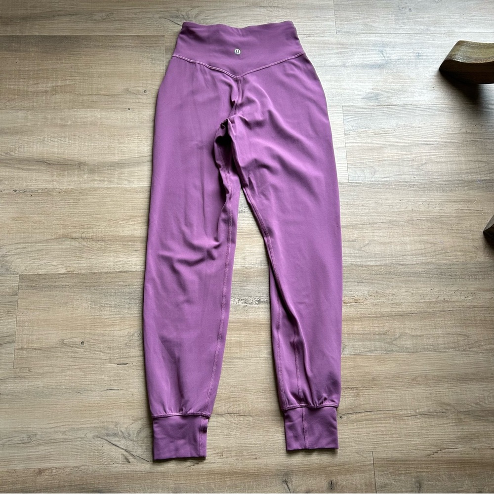 Lululemon Align High-Rise Jogger
Vintage Plum! EUC - Picture 4 of 6